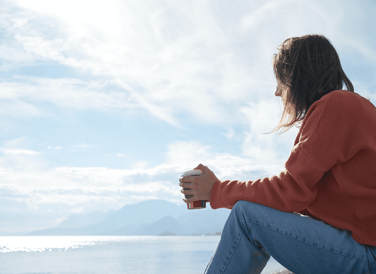 Flure Blog — Stories, Dating & Explorationship Articles Backhanded Compliment How to Spot and Deal with It
