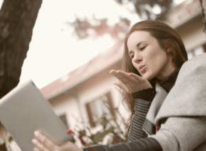Flure Blog — Stories, Dating & Explorationship Articles How to Make a Long Distance Relationship Work Our 10 Tips