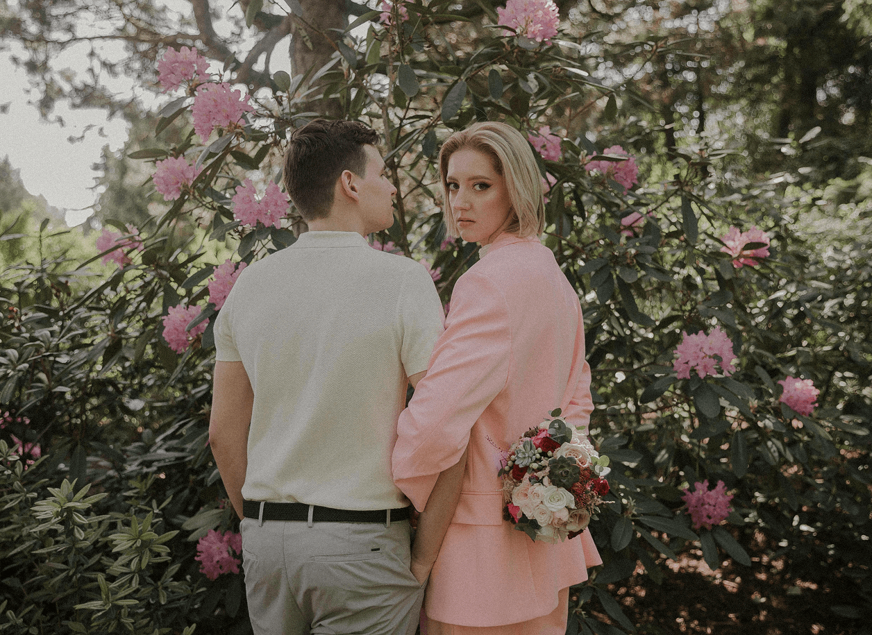 Flure Blog — Stories, Dating & Explorationship Articles The Mystery of Dating Icks in Relationships
