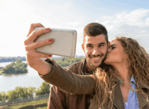 Flure Blog — Stories, Dating & Explorationship Articles The World of No Strings Attached NSA Relationships