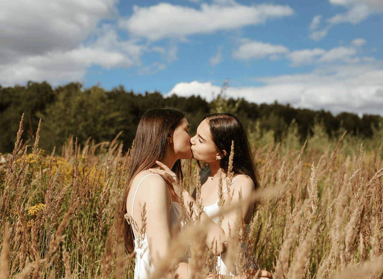 Flure Blog — Stories, Dating & Explorationship Articles What It Means to Be Genderfluid And What Its Not