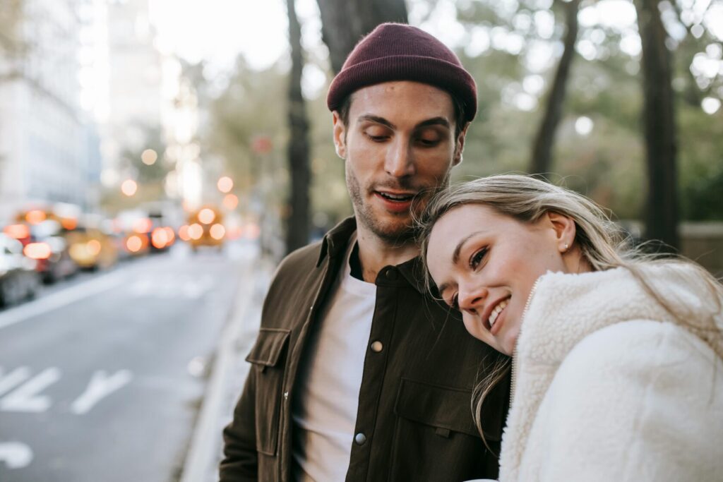 Flure Blog — Stories, Dating & Explorationship Articles pexels katerina holm